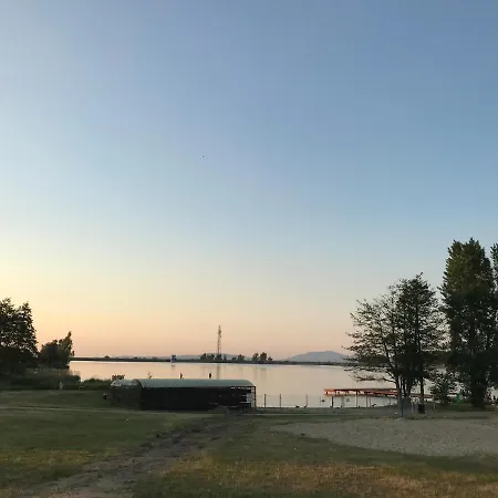 Apartament „sowa” Jezioro 250m, Góry Bielawa (Dzierzoniow)