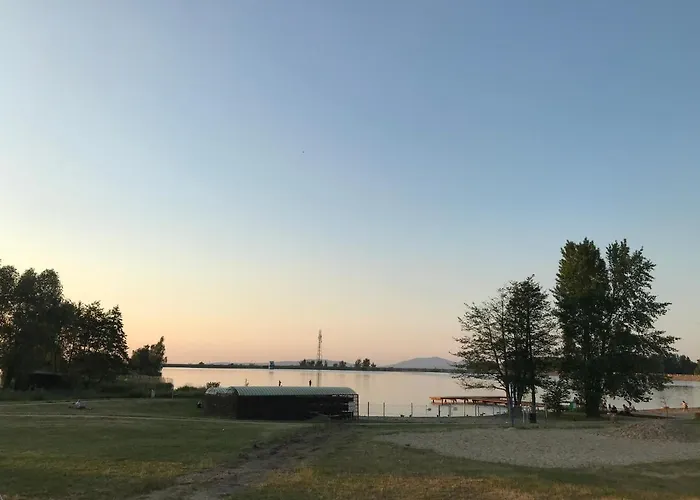 Apartmán „sowa” Jezioro 250m, Gory Bielawa (Dzierzoniow)